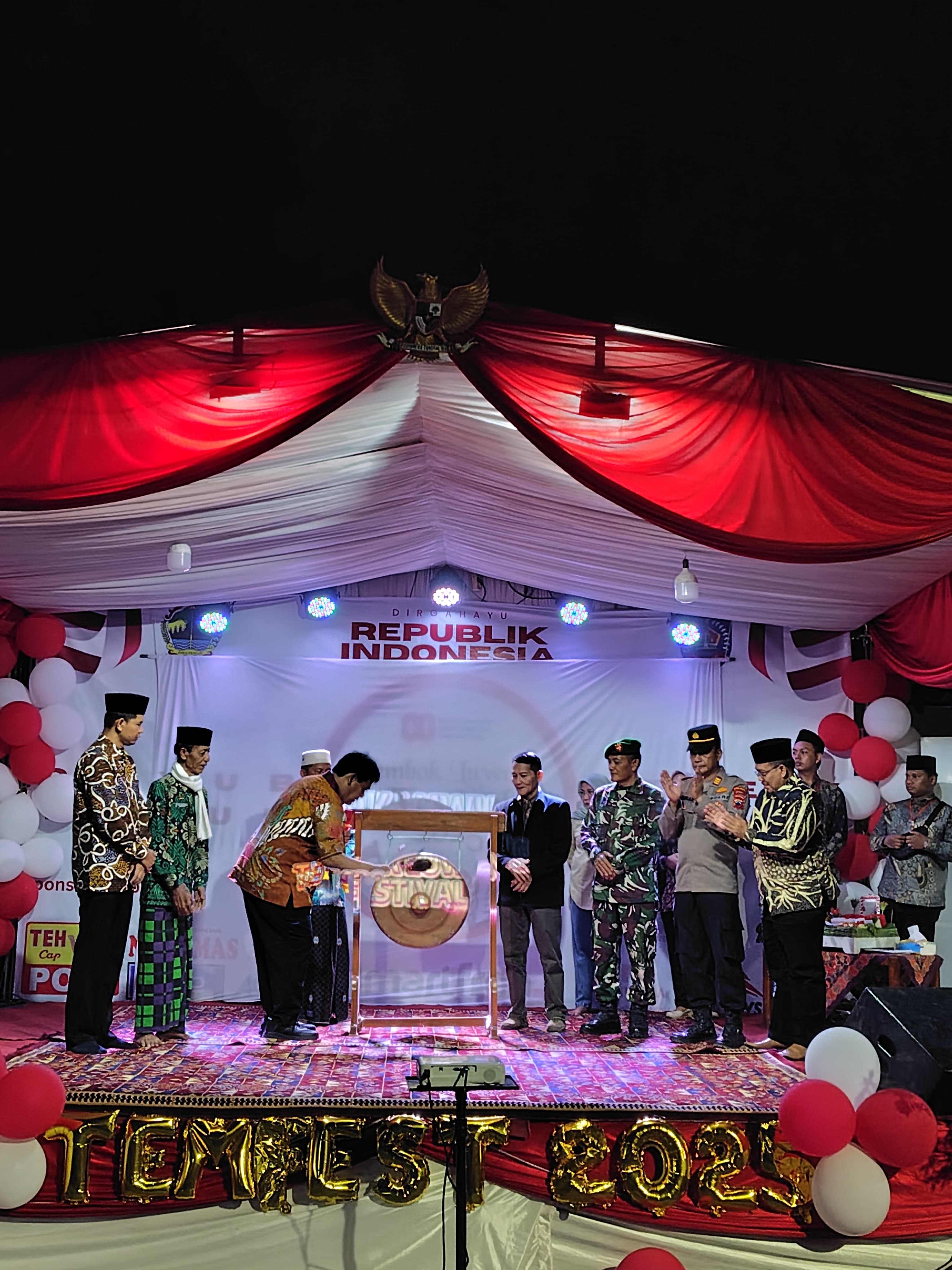 tembok-luwung-festival